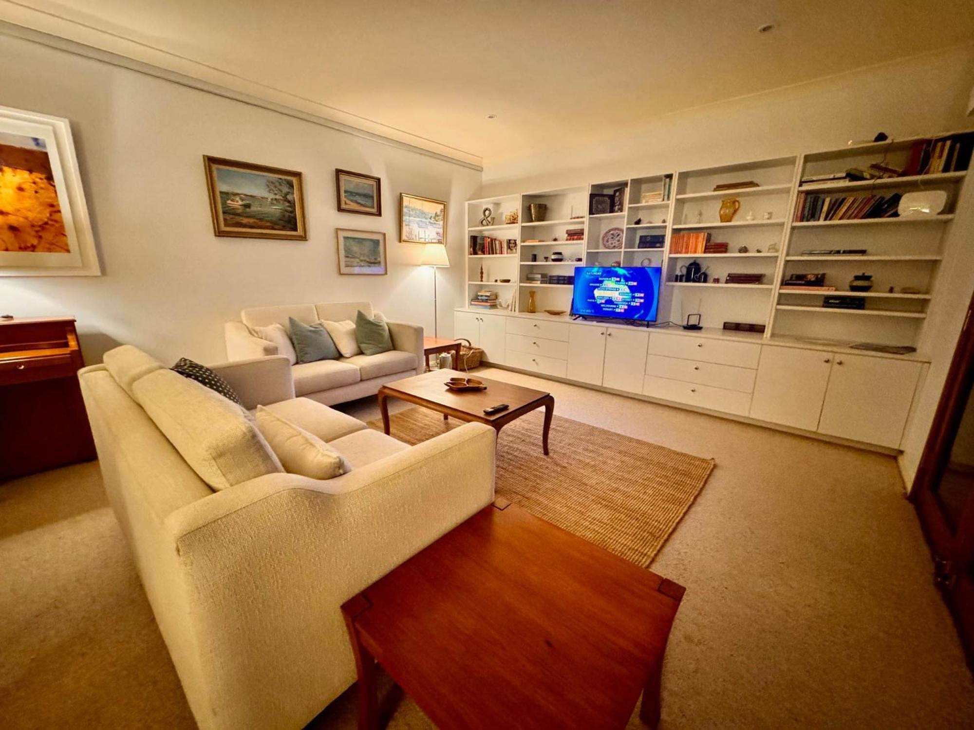 3 Bdrm 2 Bthrm House Close To Canberra Cbd & Anu Buitenkant foto