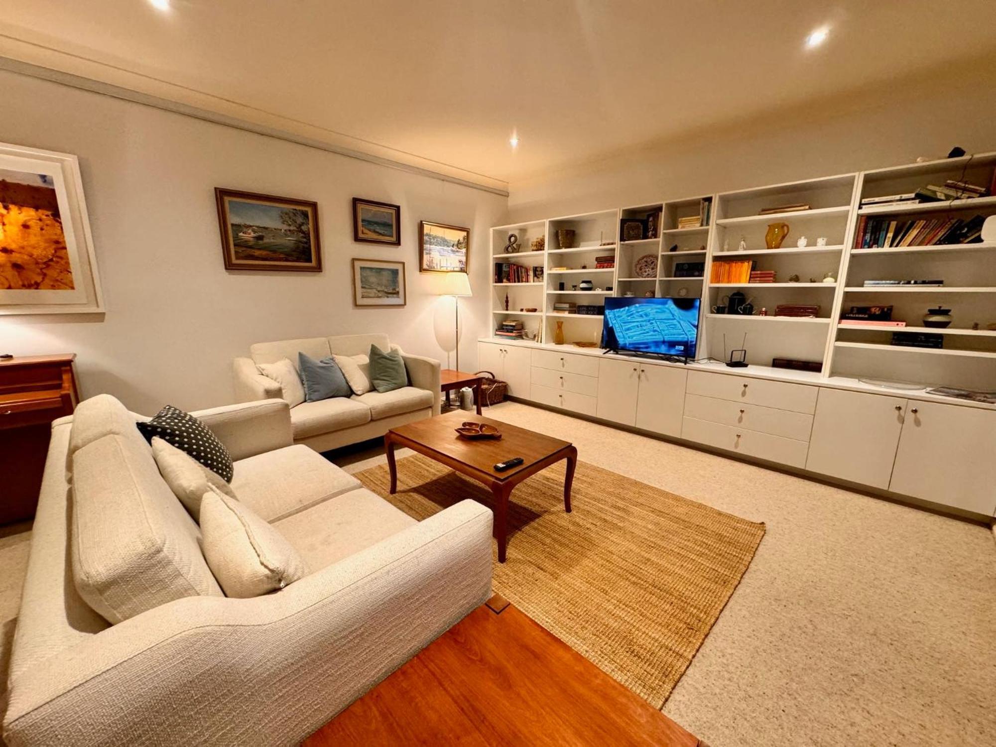 3 Bdrm 2 Bthrm House Close To Canberra Cbd & Anu Buitenkant foto